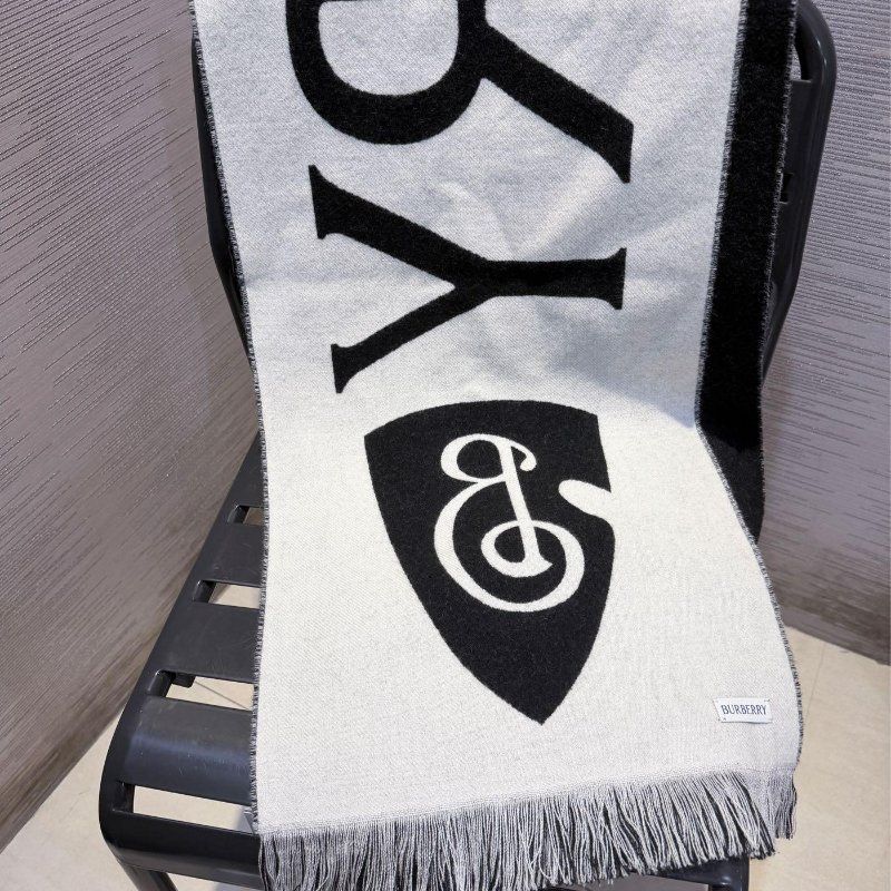 💎Han's house精品服飾💎Burberry 圍巾 格紋 羊毛 中性 168X33-2