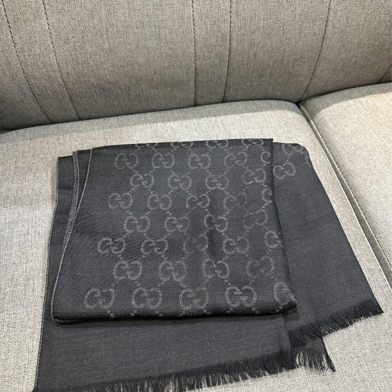 💎Han's house精品服飾💎GUCCI 古馳 男女均可 巾 絲巾 披肩 雙面用 181×46cm-0