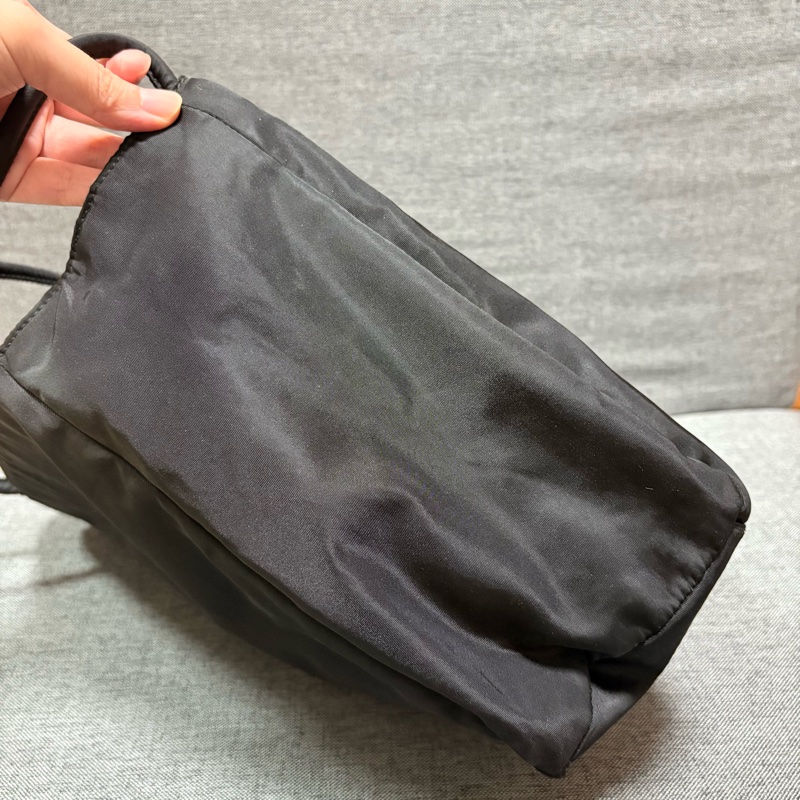 Prada 經典黑色尼龍托特包 Nylon tote bag-8