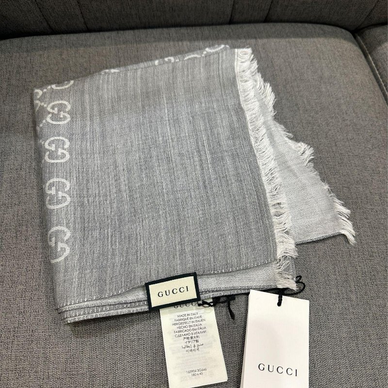 💎Han's house精品服飾💎GUCCI 古馳 男女均可 圍巾 絲巾 披肩 雙面用 181×46cm-6