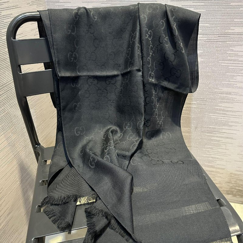 💎Han's house精品服飾💎GUCCI 古馳 男女均可 圍巾 絲巾 披肩 雙面用 181×46cm-3