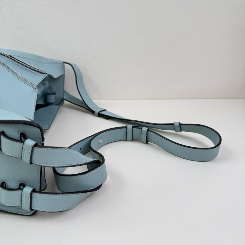 Loewe/羅意威 小號淺藍色 吊床包單肩包 銀扣-4