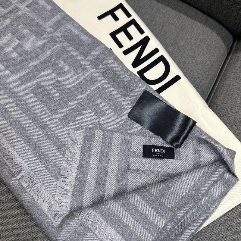 💎Han's house精品服飾💎 fendi 芬迪 FF 滿版 圍巾 170X46 義大利制 原價20000-3