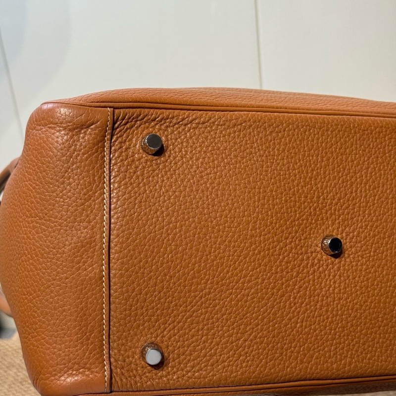 Hermes 愛馬仕 Lindy34 框P刻 金棕 銀扣 Clemence牛皮 無明顯瑕疵 甜甜價-17