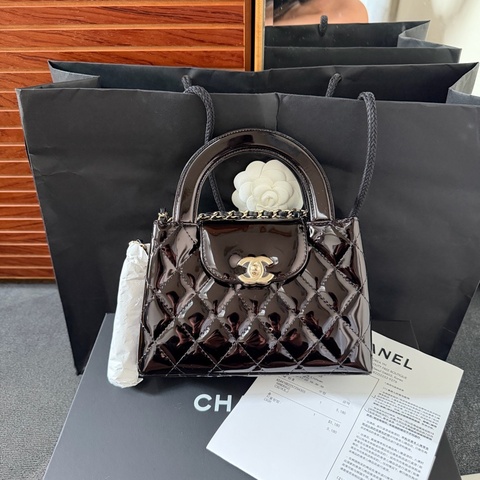 Chanel 亮面小牛皮 mini Kelly 迷你購物包 芯片款