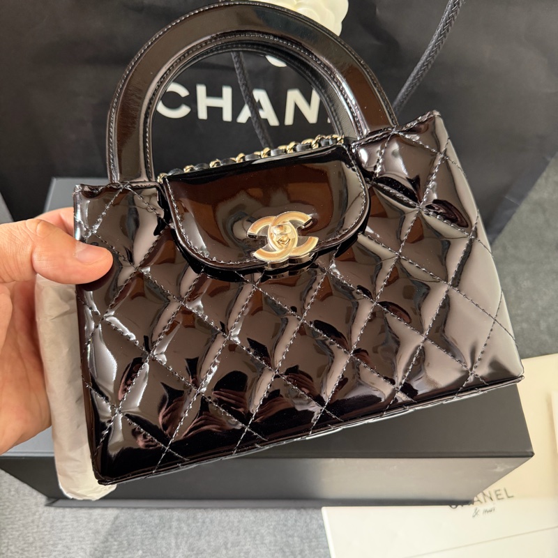 Chanel 亮面小牛皮 mini Kelly 迷你購物包 芯片款-1