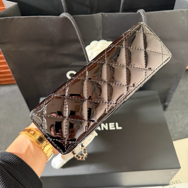 Chanel 亮面小牛皮 mini Kelly 迷你購物包 芯片款-5