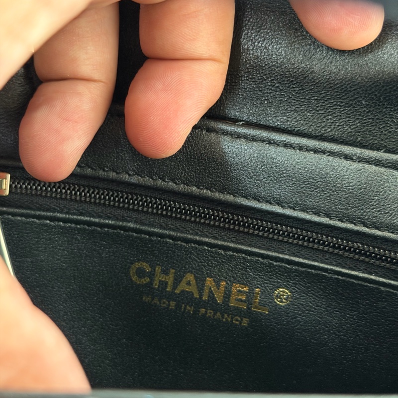 Chanel 亮面小牛皮 mini Kelly 迷你購物包 芯片款-9