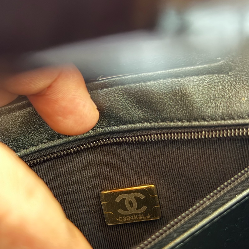 Chanel 亮面小牛皮 mini Kelly 迷你購物包 芯片款-11