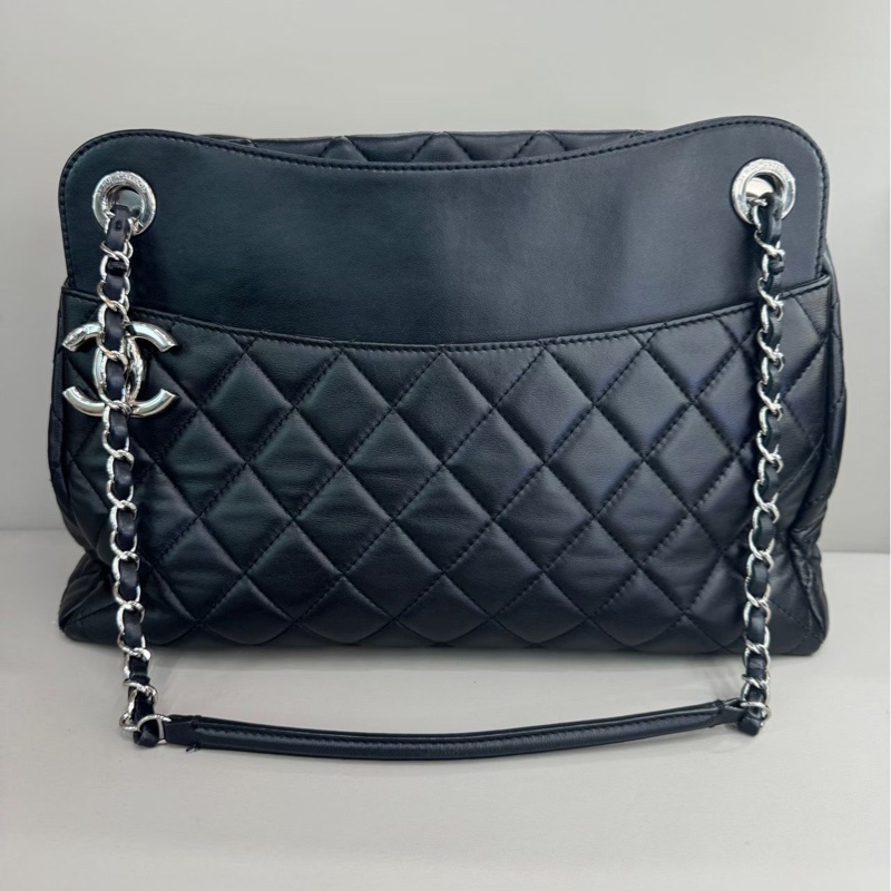 CHANEL/香奈兒黑銀梯形菱格手提單肩包 鐳射20開 尺寸33x11x21cm-0