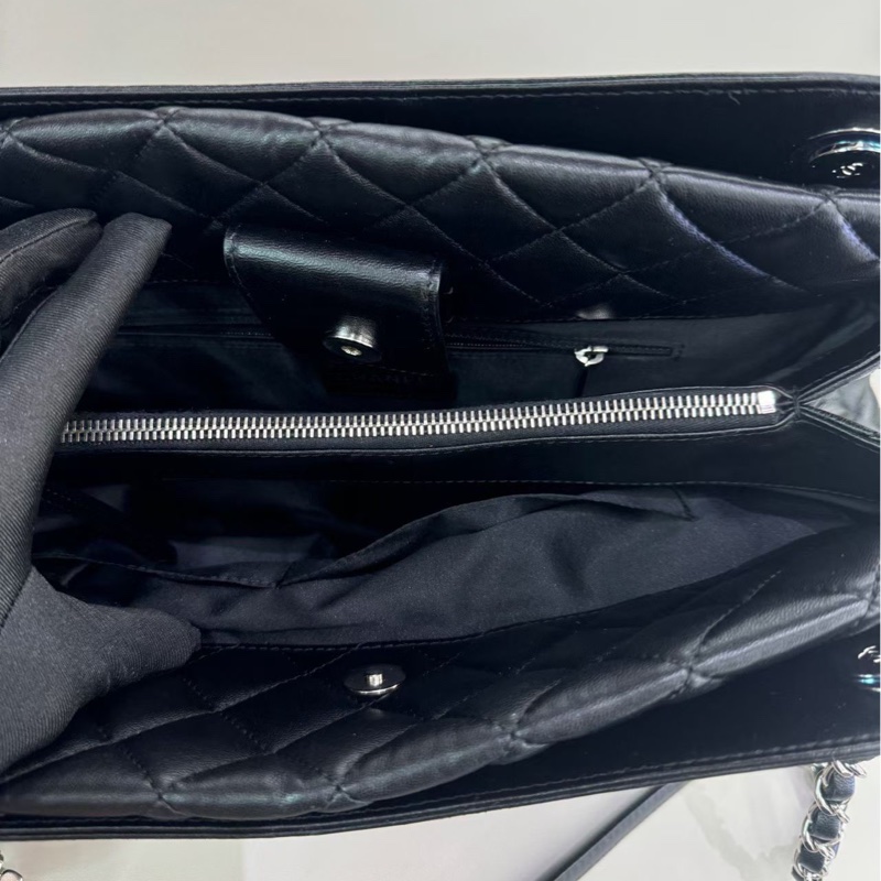 CHANEL/香奈兒黑銀梯形菱格手提單肩包 鐳射20開 尺寸33x11x21cm-4