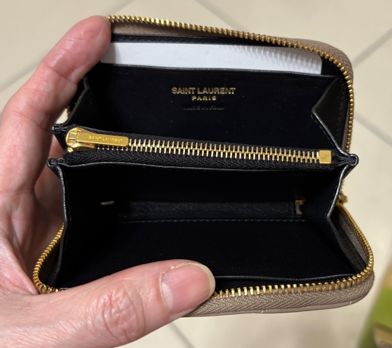 YSL 奶茶金ㄇ拉零錢包-3