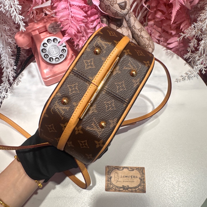 LV 圓餅包/硬盒款/王吉娜古董精品-8