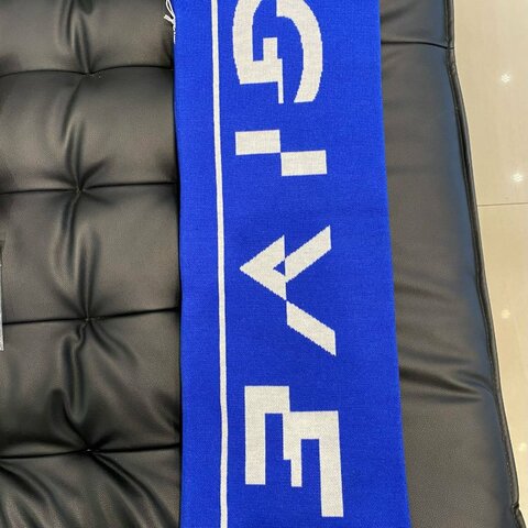 GIVENCHY 紀梵希100% 羊毛 圍巾