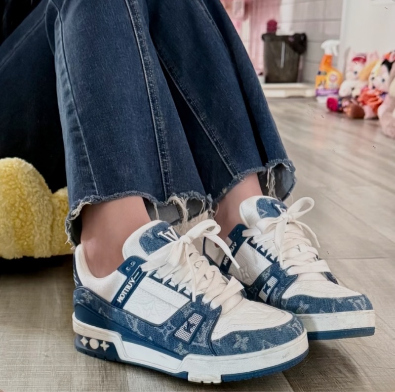 莉亞精品♡LV 1A9JGQ Trainer 藍 運動鞋 2 二手-1