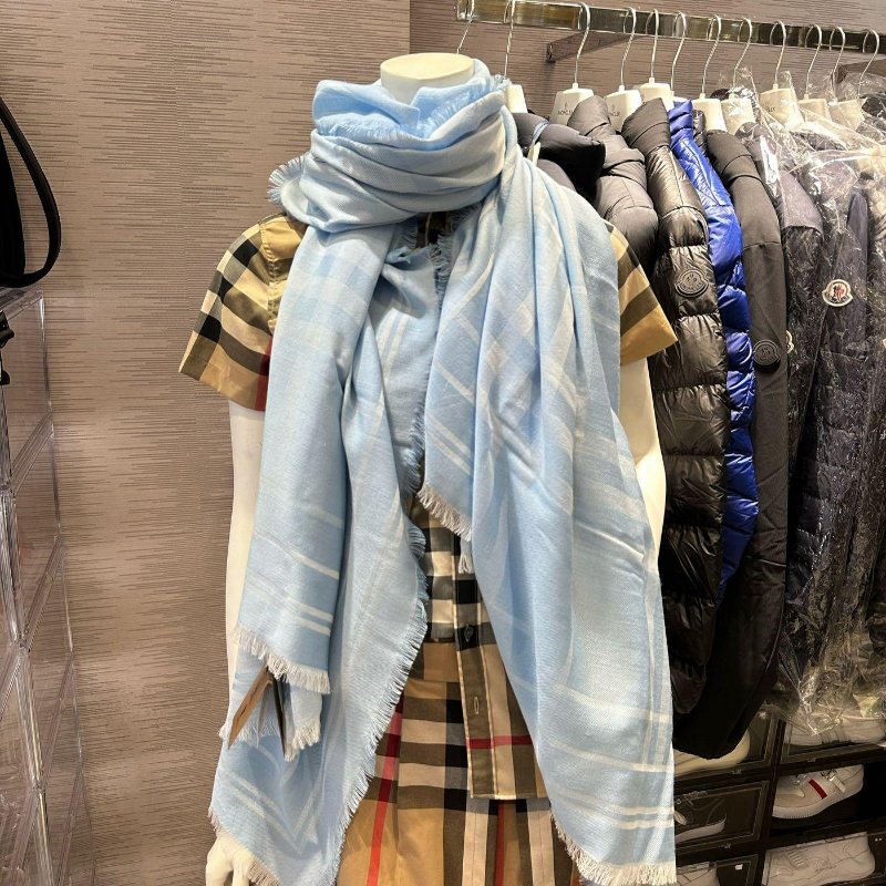 💎Han's house精品服飾💎 Burberry 圍巾 格紋 羊毛 混紡 雙面 義大利製 中性-2