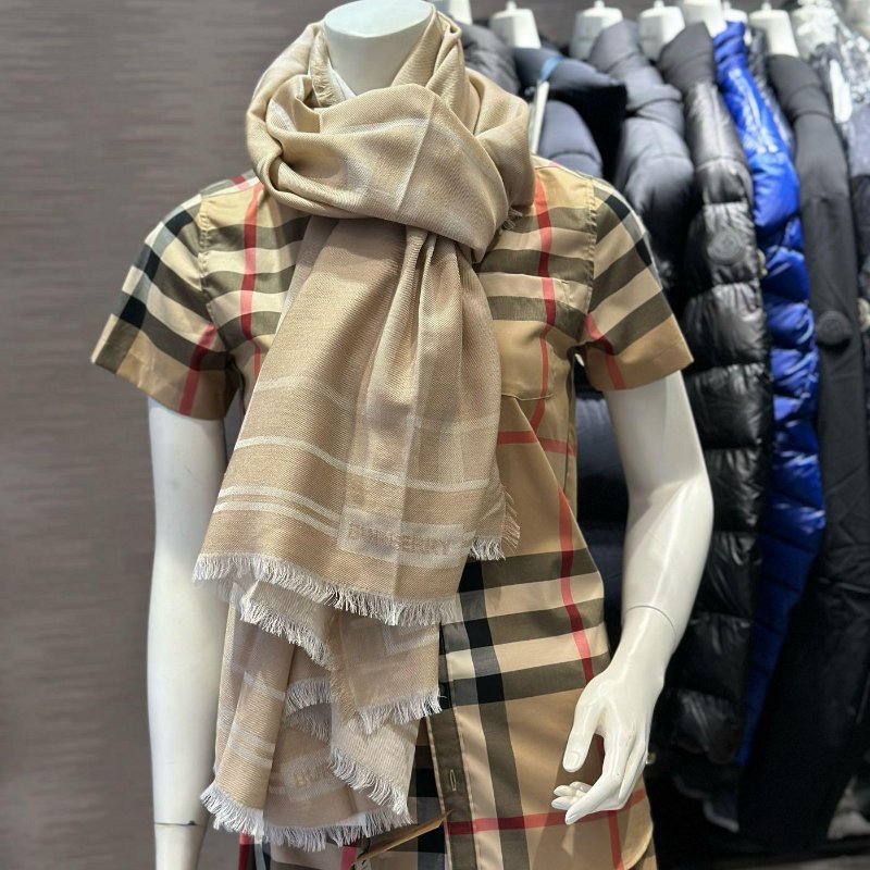 💎Han's house精品服飾💎Burberry 圍巾 格紋 羊毛 混紡 雙面 義大利製 中性-4