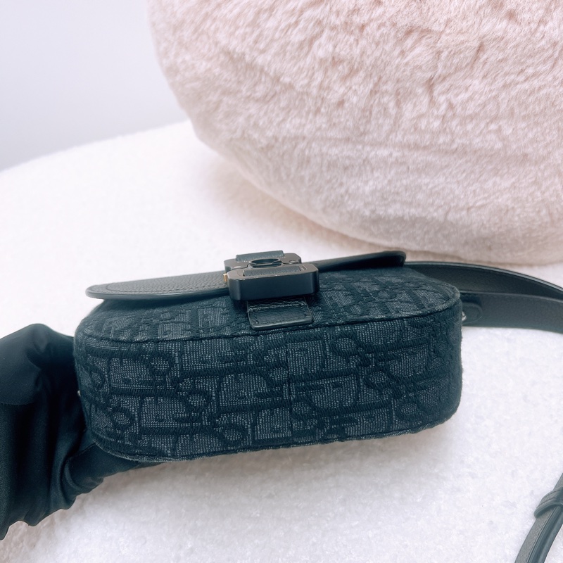 Dior saddle 黑色老花郵差包/馬鞍包-1