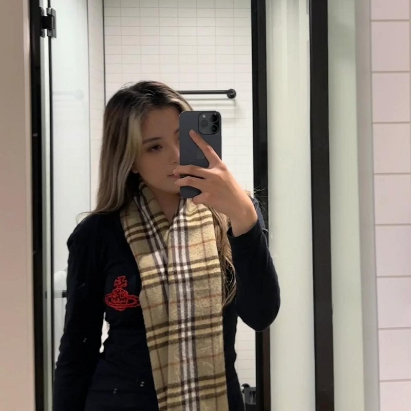 💎Han's house精品服飾💎Burberry 圍巾 格紋 羊毛 雙面 羊絨 中性 168X30 蘇格蘭制 現貨 原價20300-5