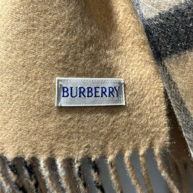 💎Han's house精品服飾💎 Burberry 圍巾 格紋 羊毛羊絨 中性 210X50 蘇格蘭制 現貨 原價30000-3