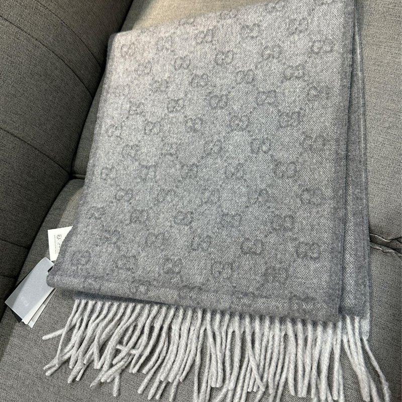 💎Han's house精品服飾💎GUCCI 古馳 570603 男女均可 圍巾 披肩 19 0x37cm-6