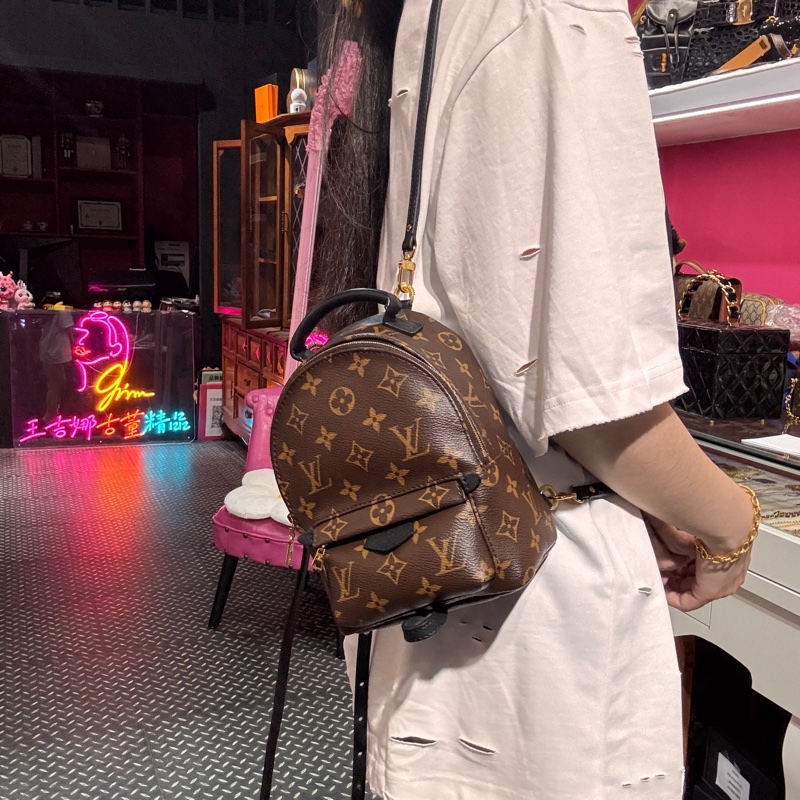 Lv 老花後背包/晶片款/王吉娜古董精品-1