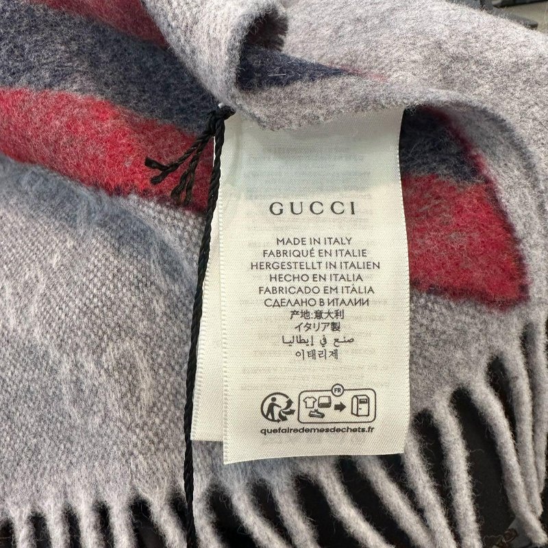 💎Han's house精品服飾💎GUCCI 古馳 570603 男女均可 圍巾 披肩 19 0x37cm-5