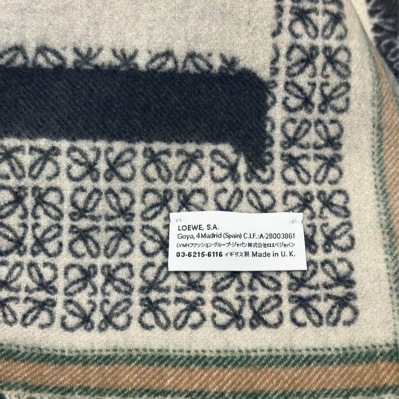 💎Han's house精品服飾💎LOEWE 雙面用 圍巾-4