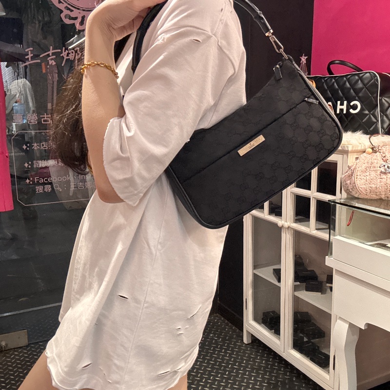 Gucci 竹節肩背包/腋下包/帆布包/王吉娜古董精品-1