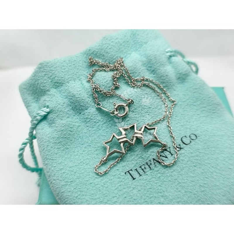 ~~趴趴小舖~~極新正品Tiffany &Co Triple Star星星項鍊2604011602-3