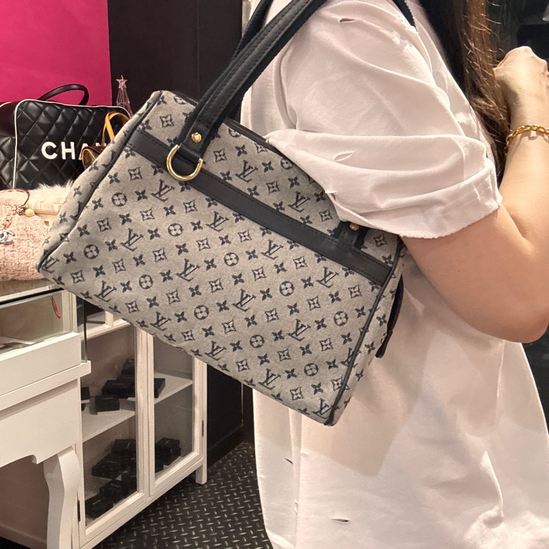 LV 牛仔帆布肩背包/王吉娜古董精品-1