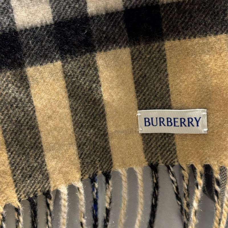 💎Han's house精品服飾💎Burberry 圍巾 格紋 羊毛 雙面 羊絨 中性 168X30 蘇格蘭制 現貨 22900-3