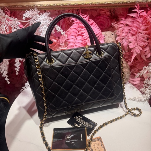 Chanel 黑金羊皮手提包/王吉娜古董精品