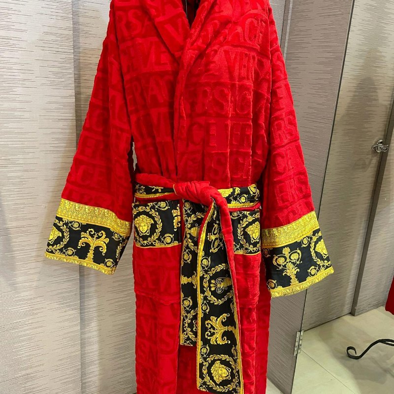 💎Han's house精品服飾💎VERSACE 凡賽斯 女神頭 頂級黑牌 圖案帶浴袍 罩衫 外套-0