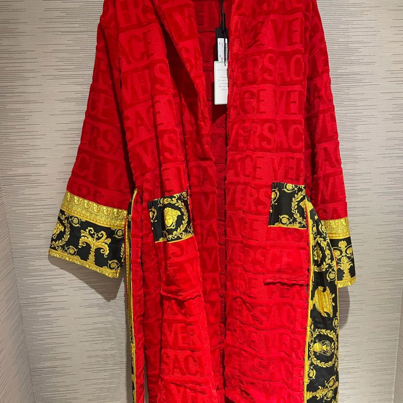 💎Han's house精品服飾💎VERSACE 凡賽斯 女神頭 頂級黑牌 圖案帶浴袍 罩衫 外套-3