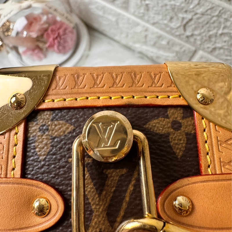Lv-Side Trunk MM-14