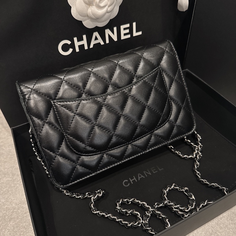 Chanel 香奈兒 woc 黑銀羊皮 晶片款 購自高雄漢神本館-1