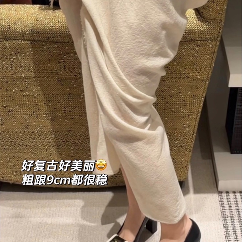 Chanel香奈兒26S書包扣高跟鞋👠-3