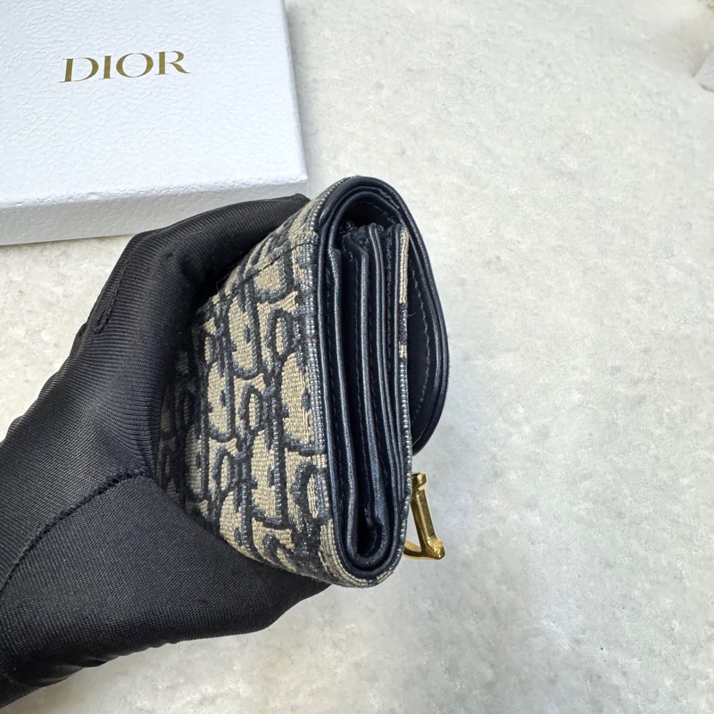 迪奧馬鞍短夾 Dior Saddle Lotus 藍色緹花✨經典老花氣質款 三折短夾 S5652CTZU-4