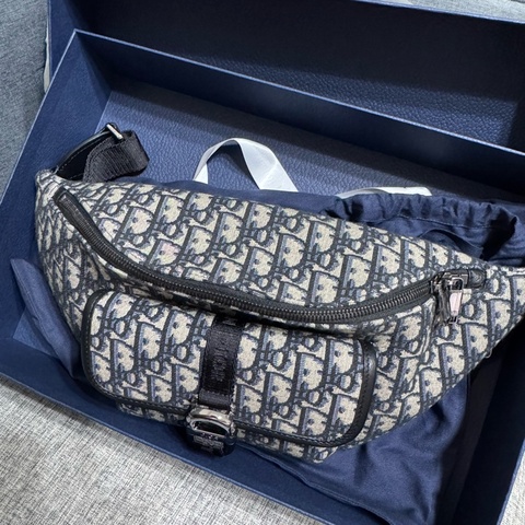 Dior 胸腰包 還有短夾