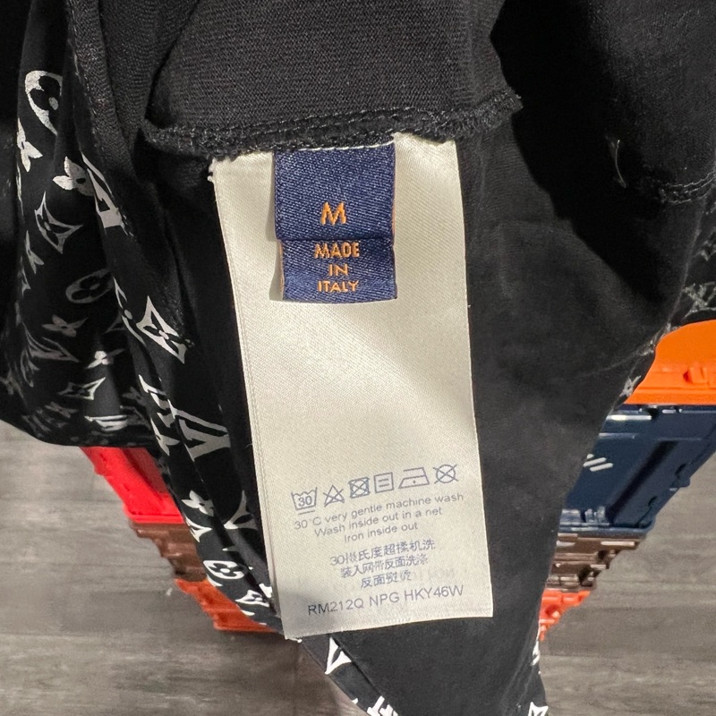 Lv 漸變黑色 滿印短袖 M碼-4
