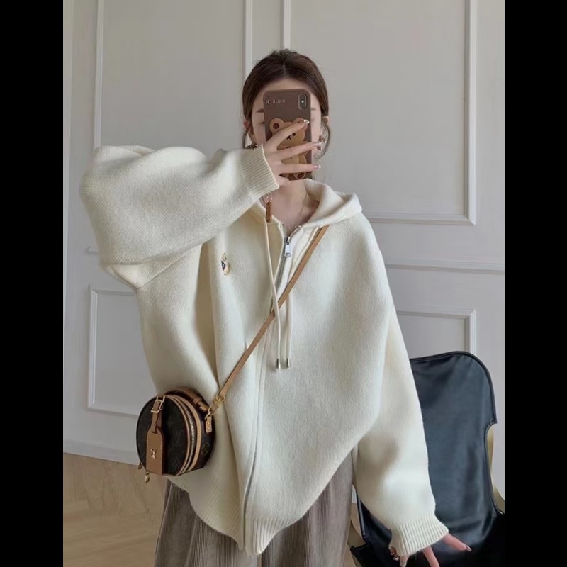 LV 路易威登 Louis Vuitton M44699 Mini Boite Chapeau 經典 Monogram 圓餅包 / 手拿包 / 斜背包-4