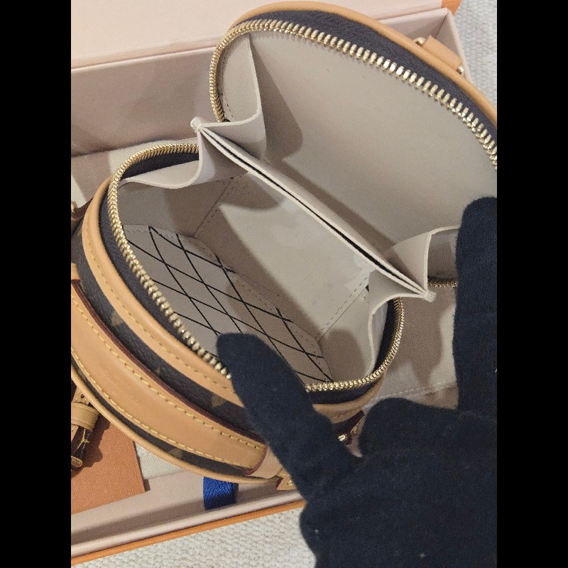 LV 路易威登 Louis Vuitton M44699 Mini Boite Chapeau 經典 Monogram 圓餅包 / 手拿包 / 斜背包-24