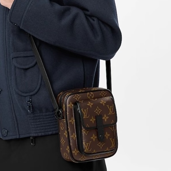 實用日常款😎Lv路易威登老花Christopher相機包手機包單肩斜挎包-3