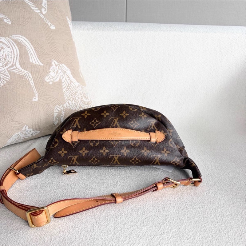 穿搭神器😍超低價❤️🔥lv路易威登老花bumpbag男女通用胸包腰包前背包斜挎包-11