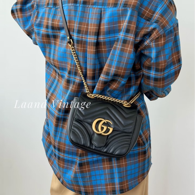 Gucci小方胖古馳馬夢肩背包 Marmont 黑色牛皮金釦方形包款 斜背肩背兩用 739682-11