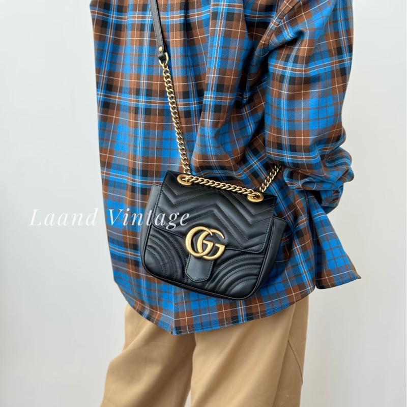 Gucci小方胖古馳馬夢肩背包 Marmont 黑色牛皮金釦方形包款 斜背肩背兩用 739682-13