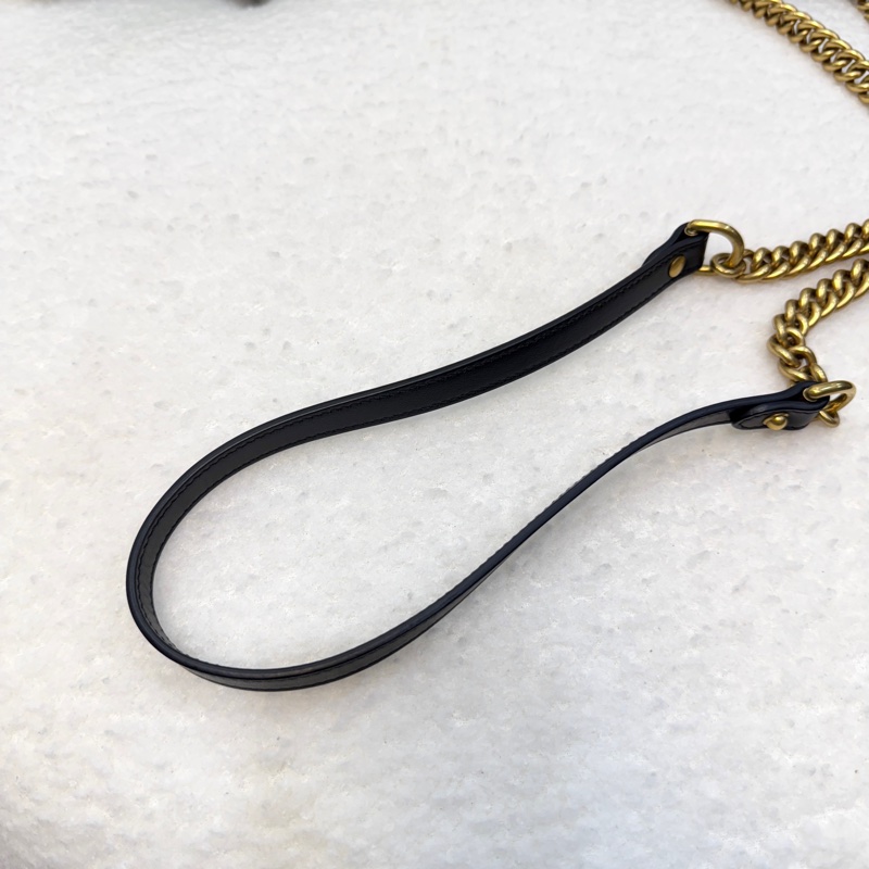 Gucci小方胖古馳馬夢肩背包 Marmont 黑色牛皮金釦方形包款 斜背肩背兩用 739682-29