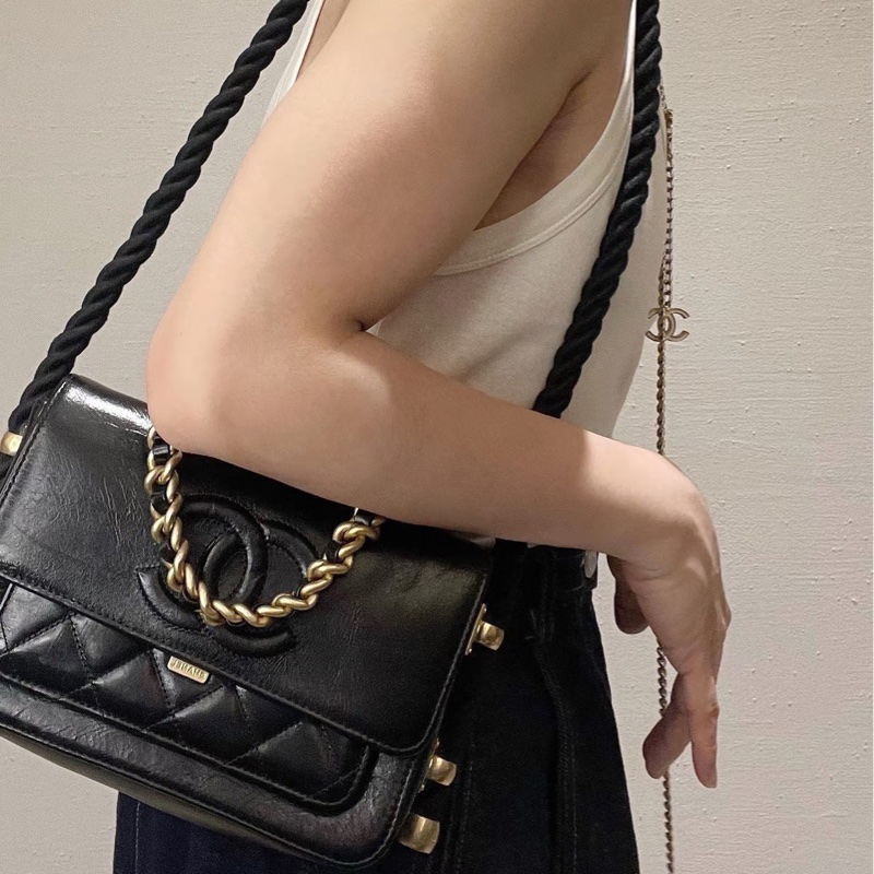 ✨Chanel 黑金孟買郵差 2Way 整體狀況不錯🖤-3