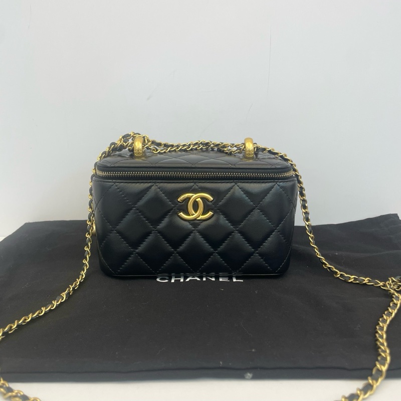 99新 Chanel香奈兒 24C雙金珠化妝盒 调節扣牛皮長盒子-0